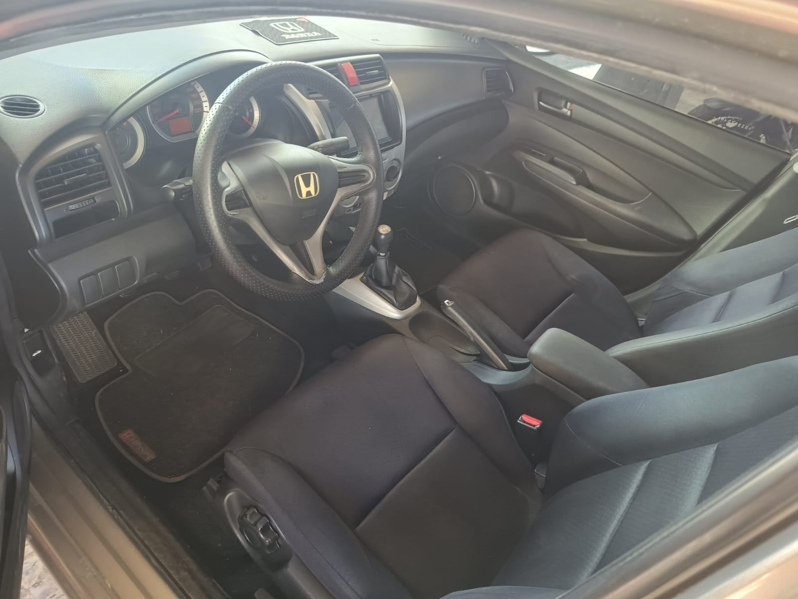 Honda City DX 1.5 - miniatura 3