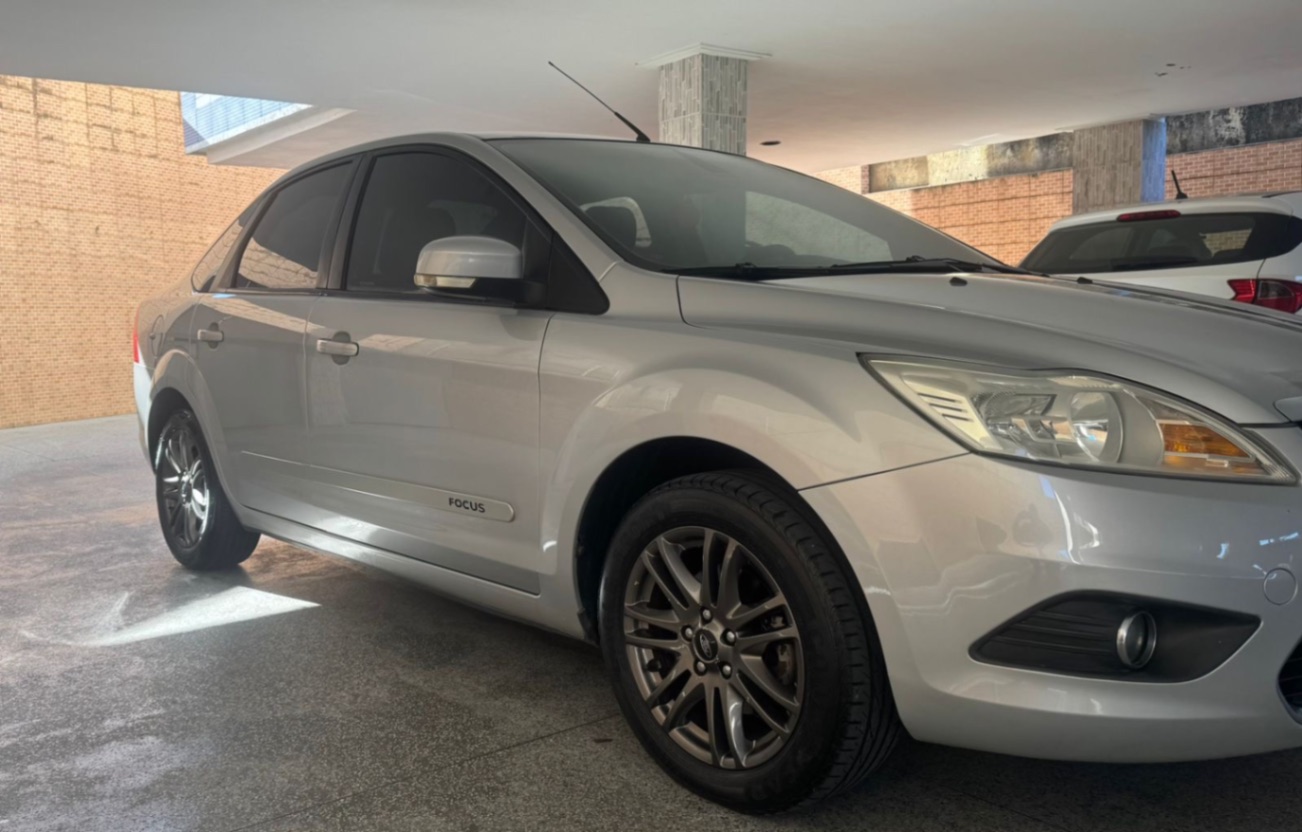 Ford Focus - miniatura 2