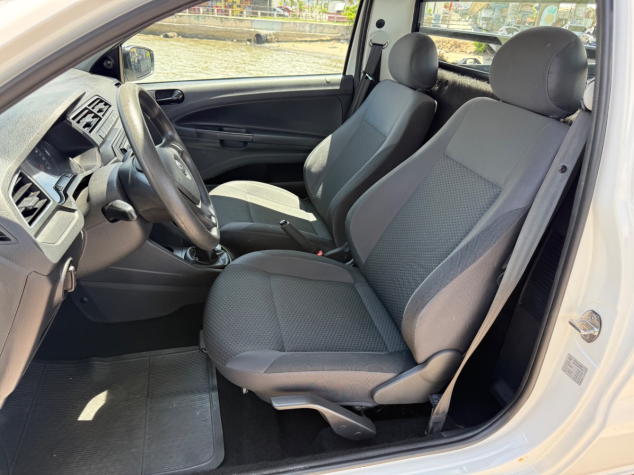 Saveiro 1.6 Robust - miniatura 4