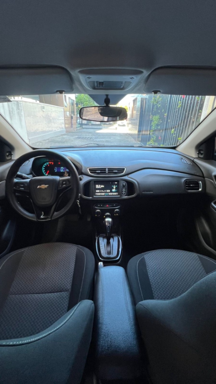 Prisma Automático 1.4 LT - miniatura 4