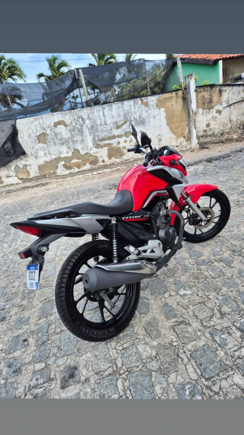 CG TITAN - miniatura 2