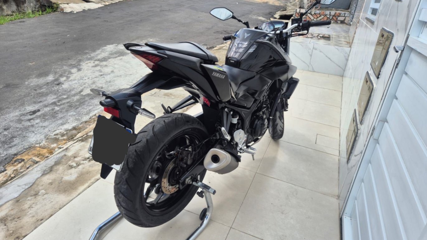 YAMAHA MT -03 - miniatura 3