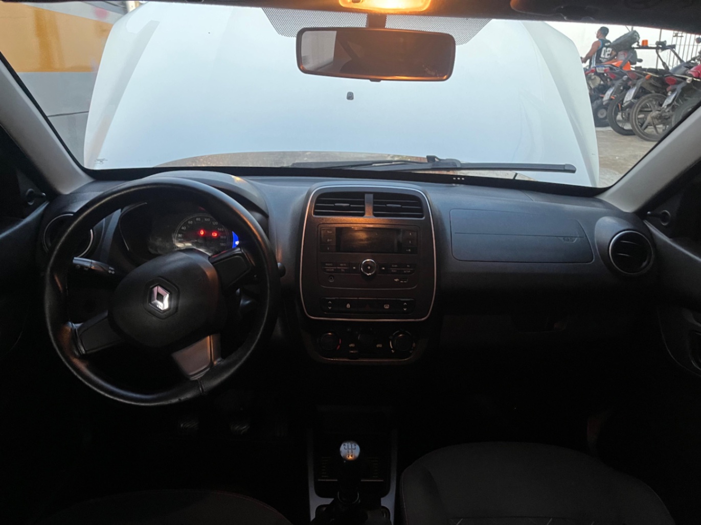 Renault kwid Zen 1.0 flex mecânico - miniatura 3