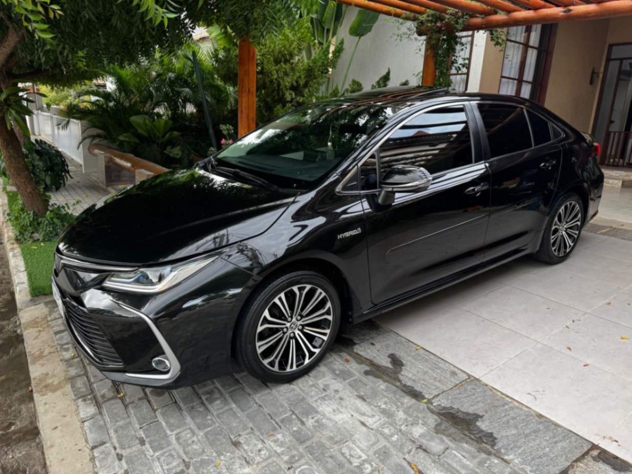 Corolla Altis Híbrido