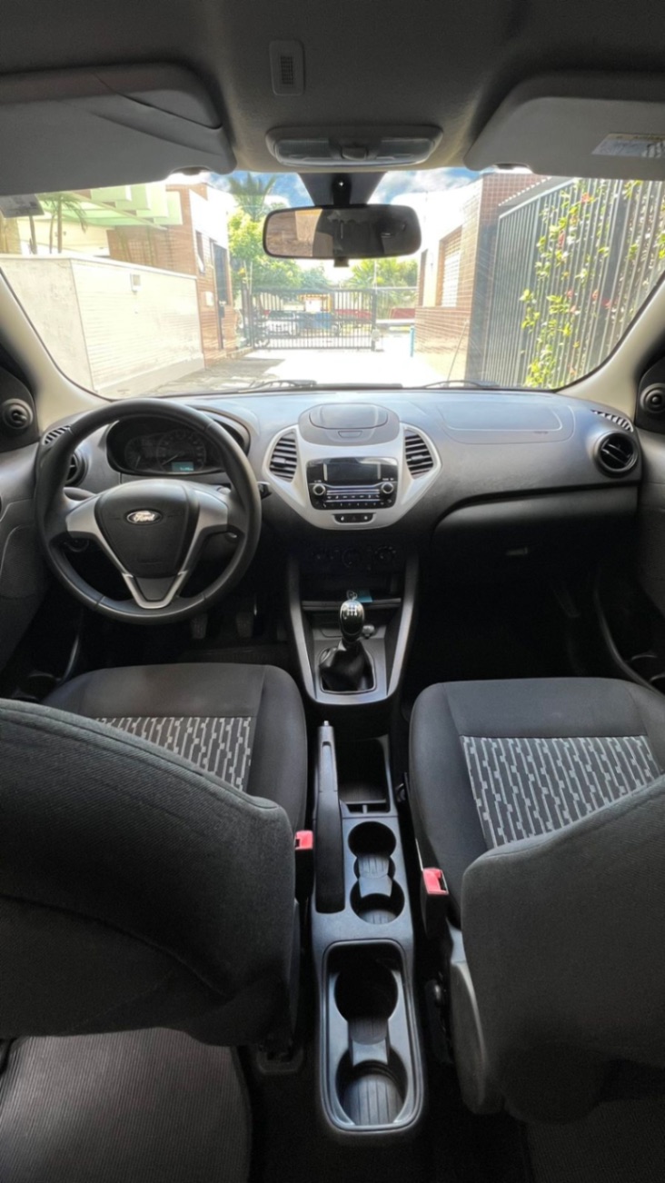 Ford KA Hatch - miniatura 4