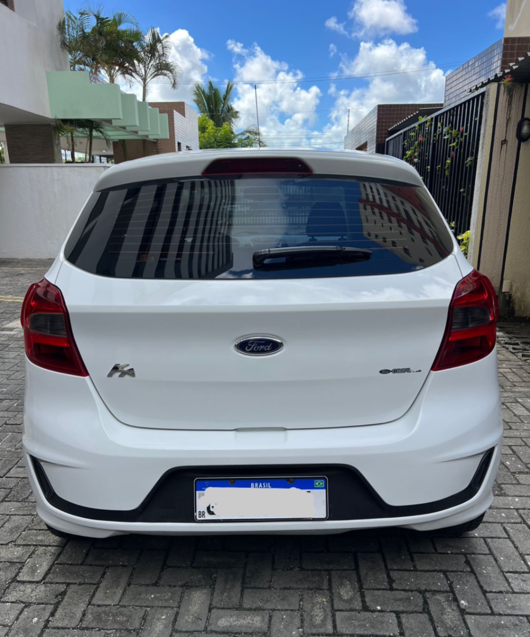 Ford KA Hatch - miniatura 3