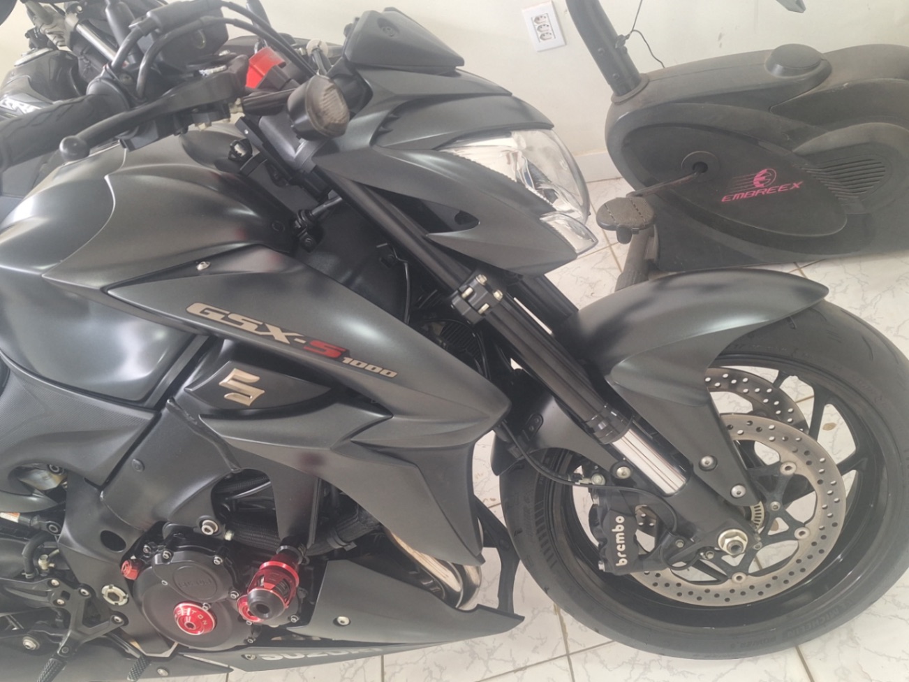 GSX-S 1000 - miniatura 3