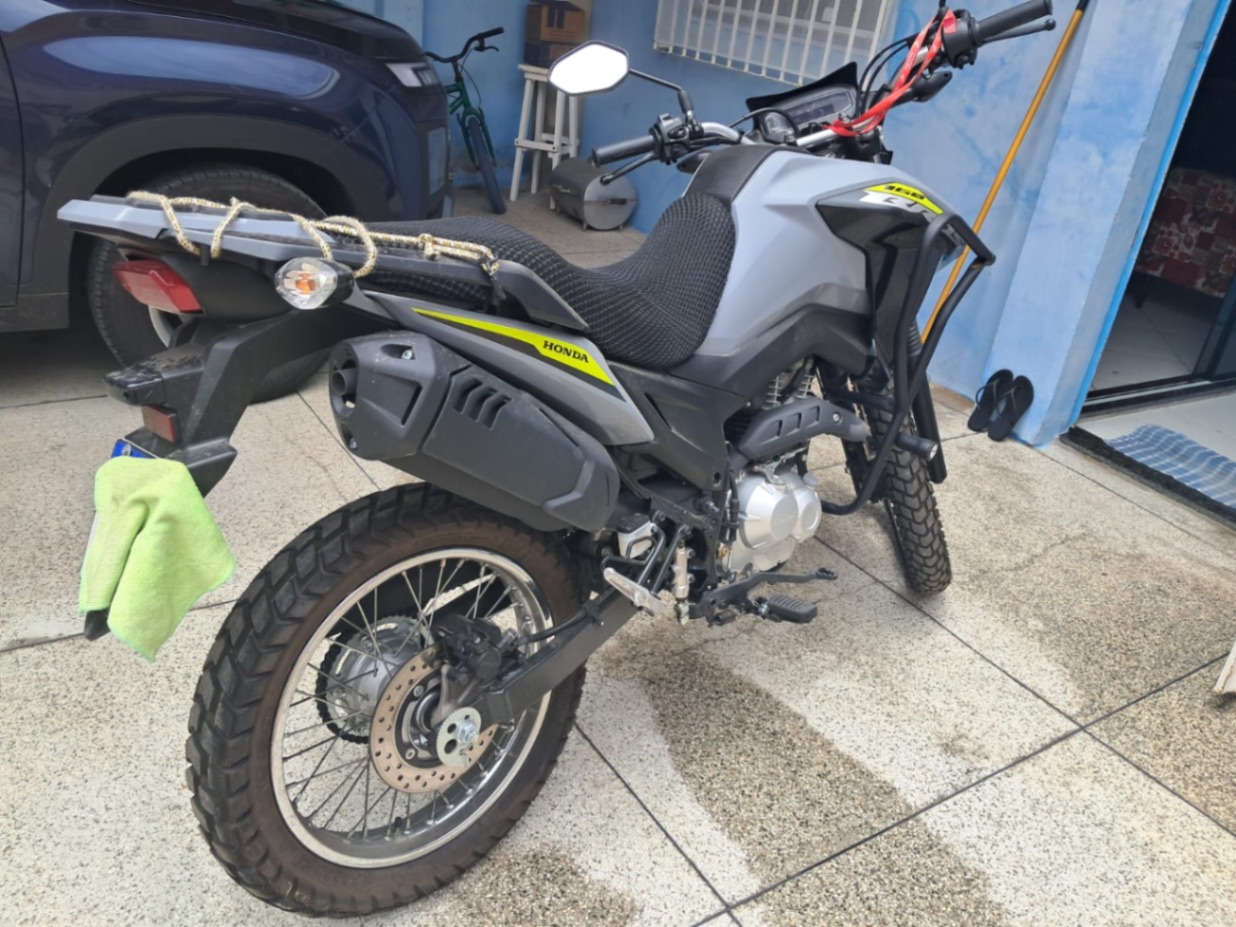 Honda Bros 160 - miniatura 2