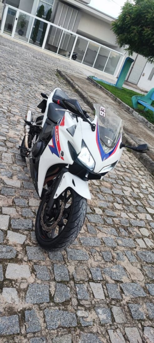 Honda CBR500R 2014