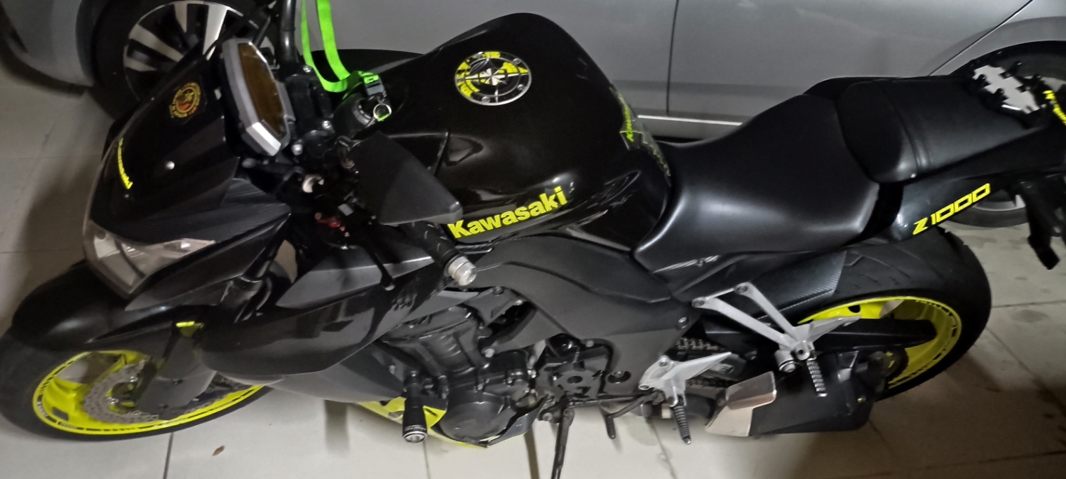 Kawasaki z1000 - miniatura 3
