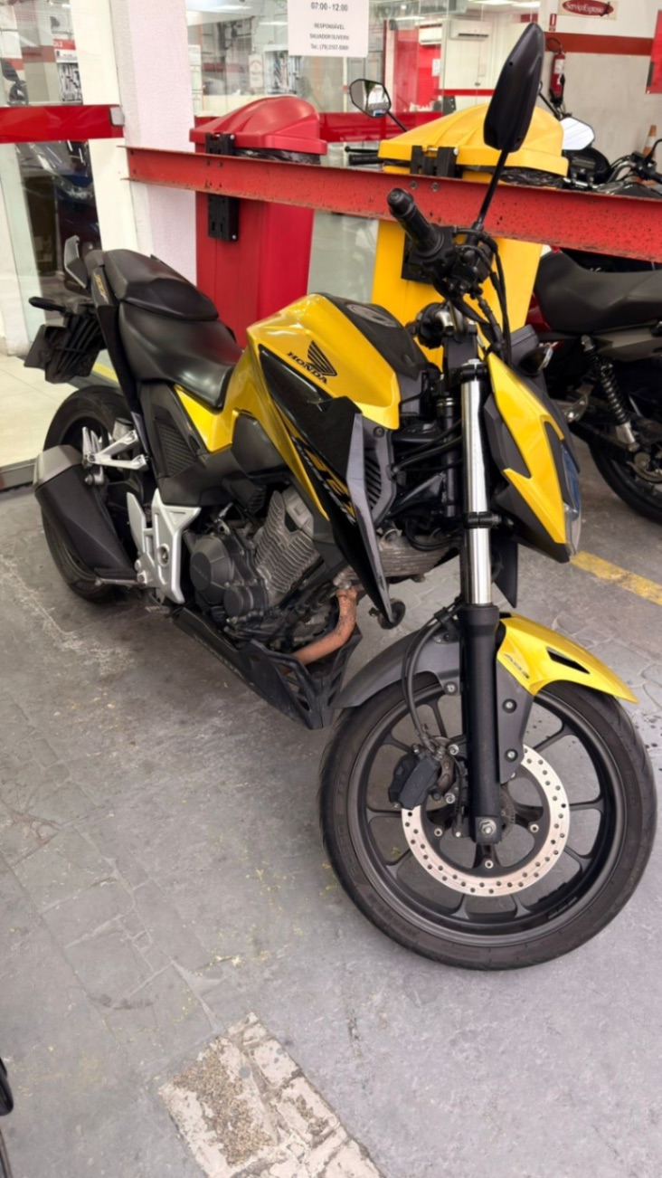 CB Twister 300F - miniatura 3