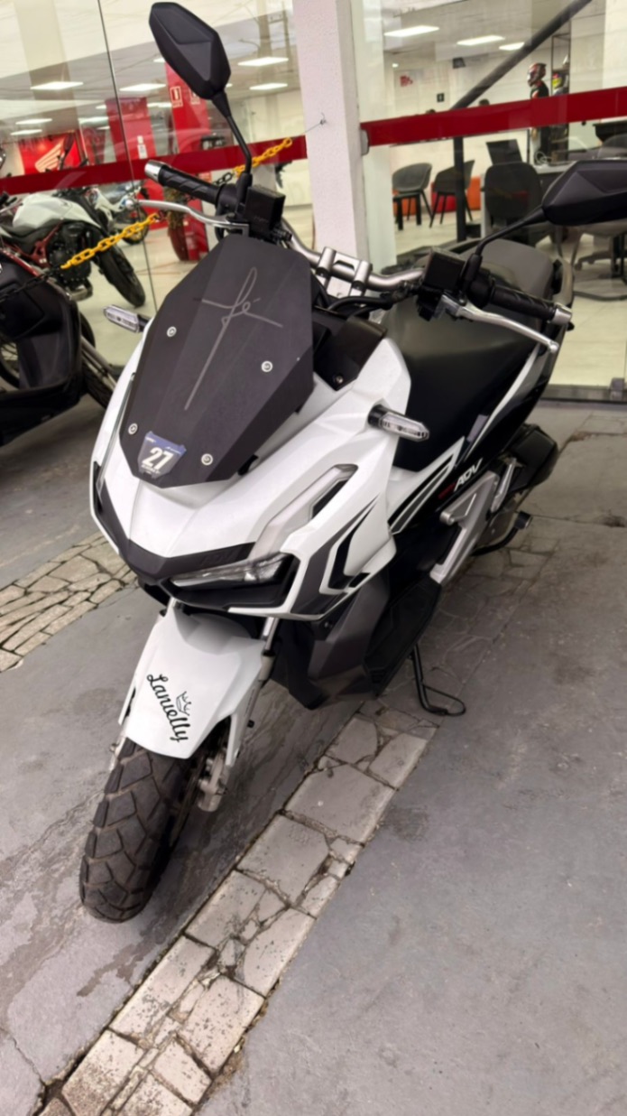 Honda ADV 150 - miniatura 3