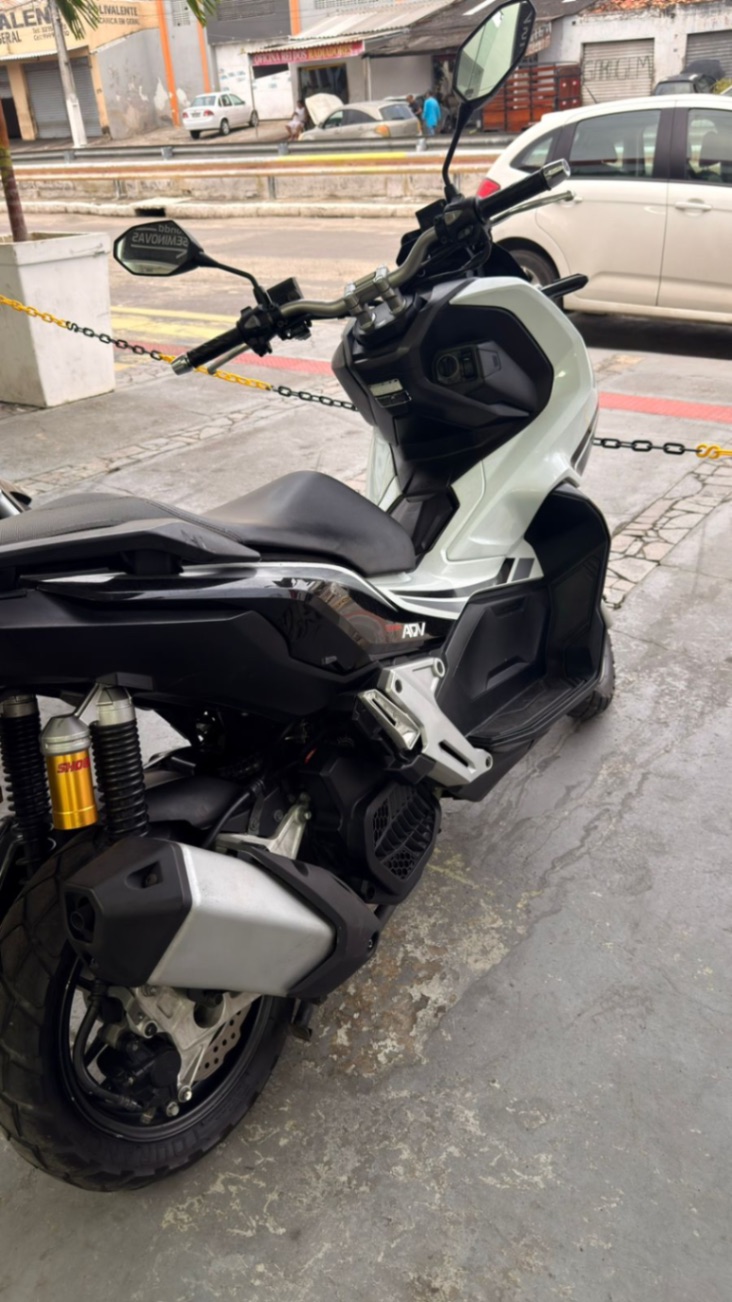 Honda ADV 150 - miniatura 4