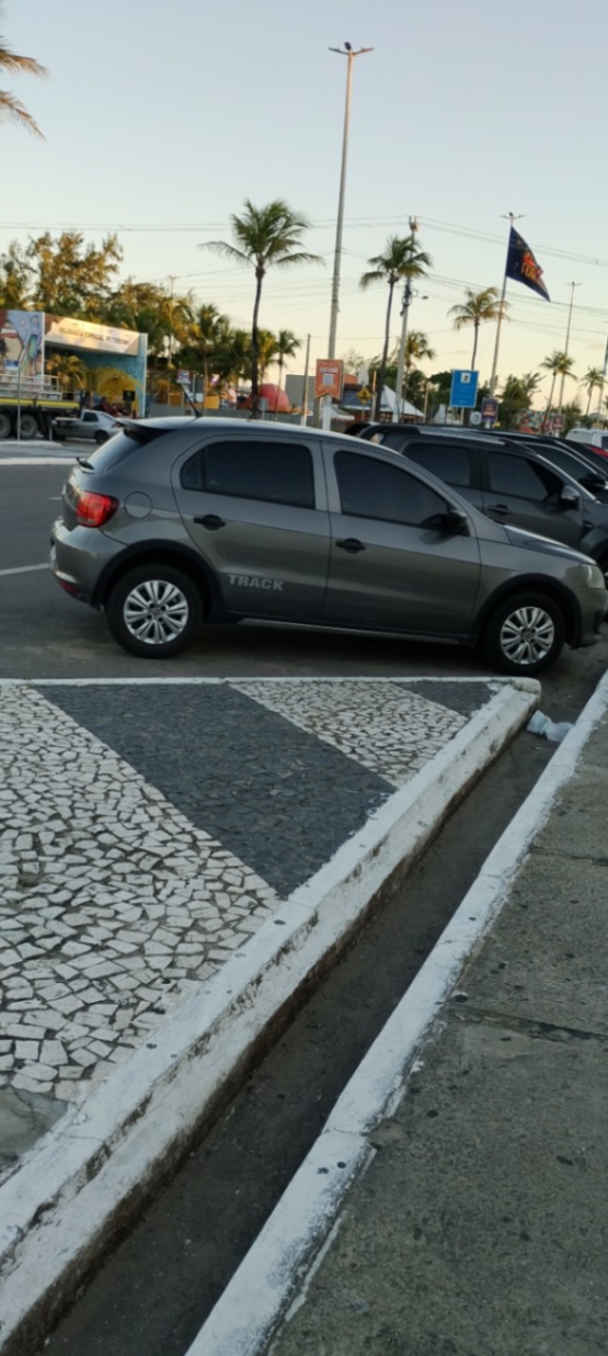 Volkswagen Gol G6 Versão Track 1.0 - miniatura 4