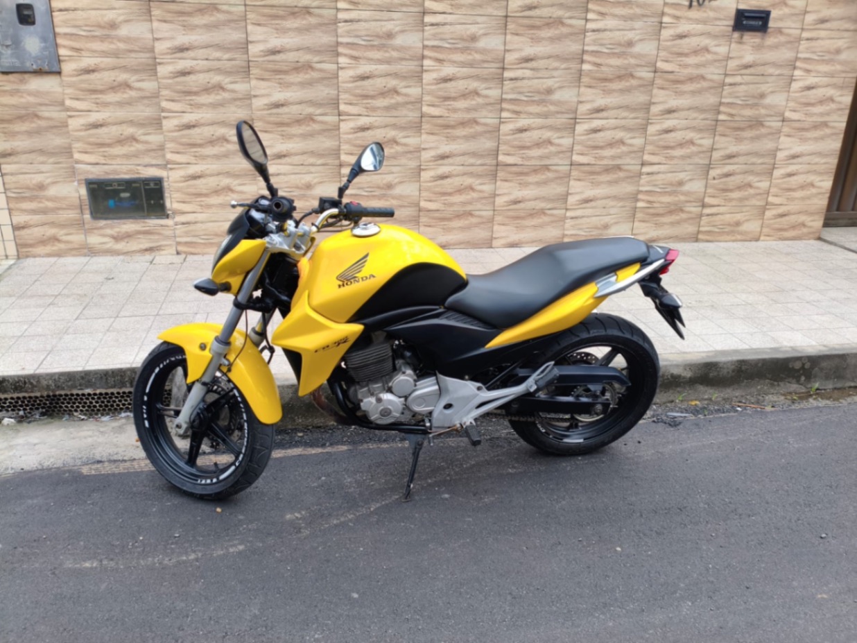 CB 300R