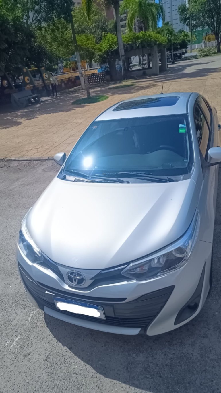 Yaris Sedan XLS 1.5 - miniatura 4