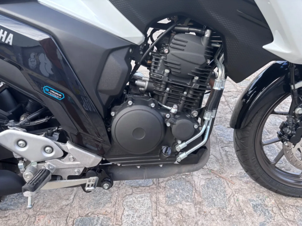 Moto fazer 250 - miniatura 4