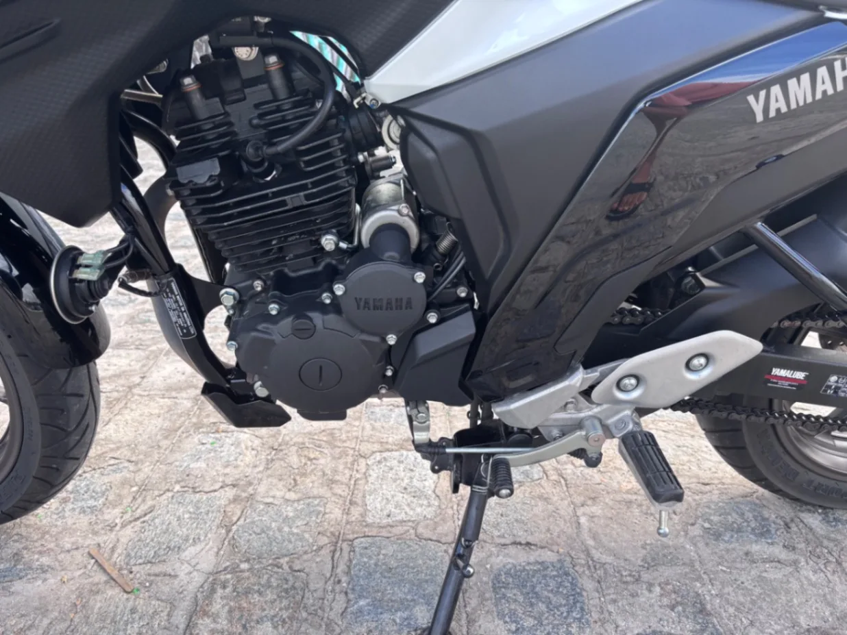 Moto fazer 250 - miniatura 3