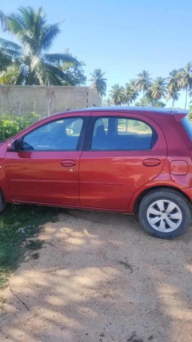 Toyota Etios - miniatura 2