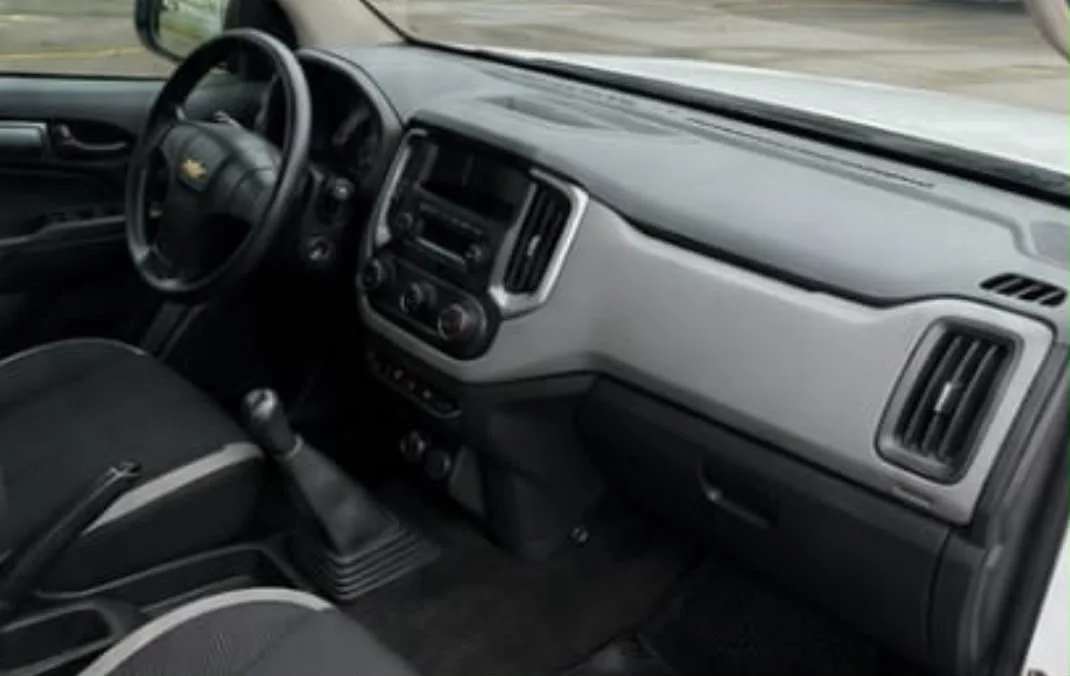S10 - miniatura 3