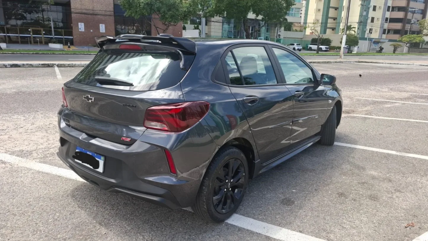 Onix Hatch RS - miniatura 4